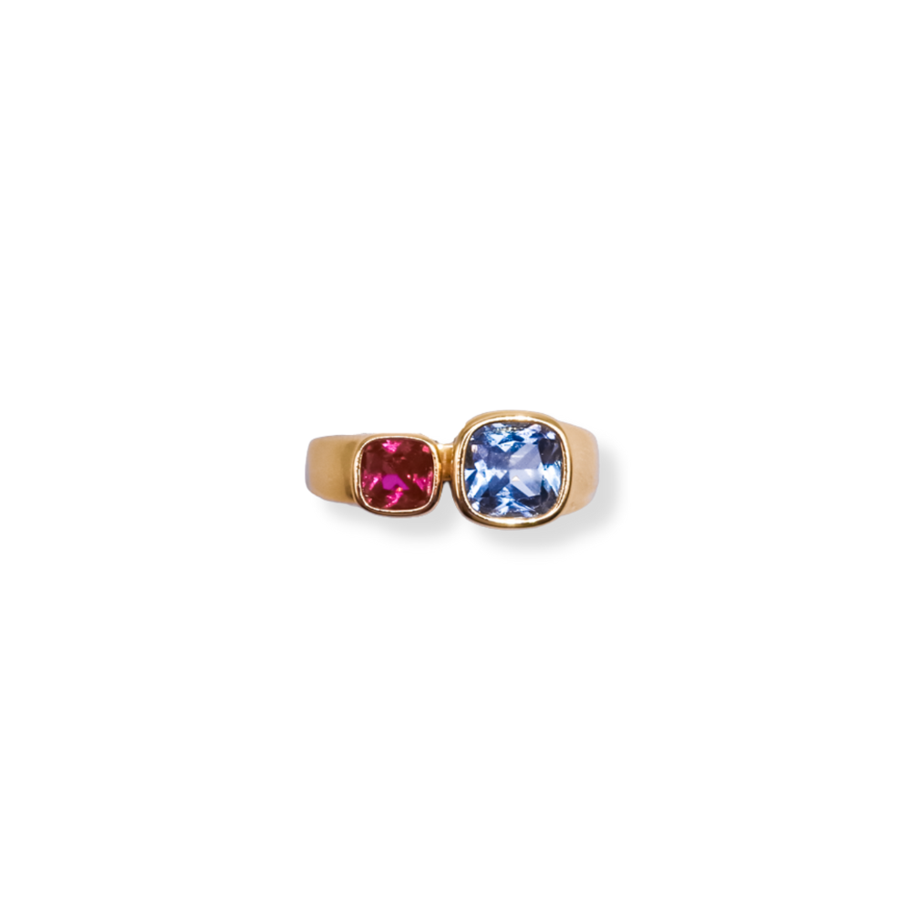 Two tone colored cocktail ring