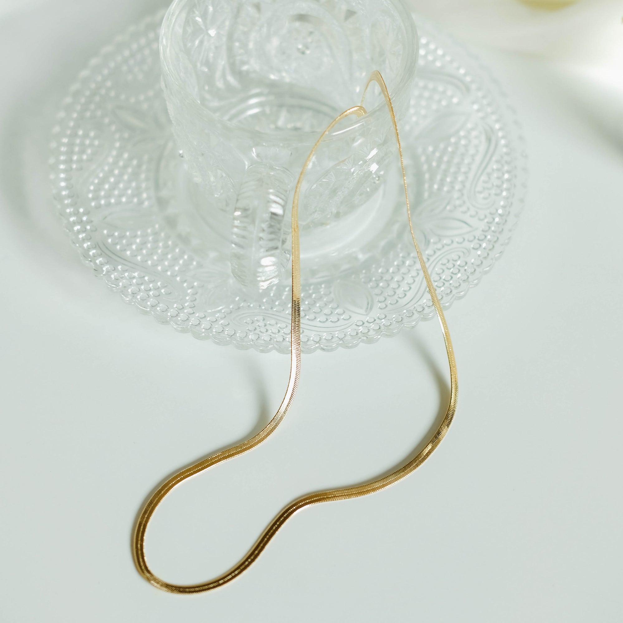 Herringbone Chain Necklace | danielajanette.com